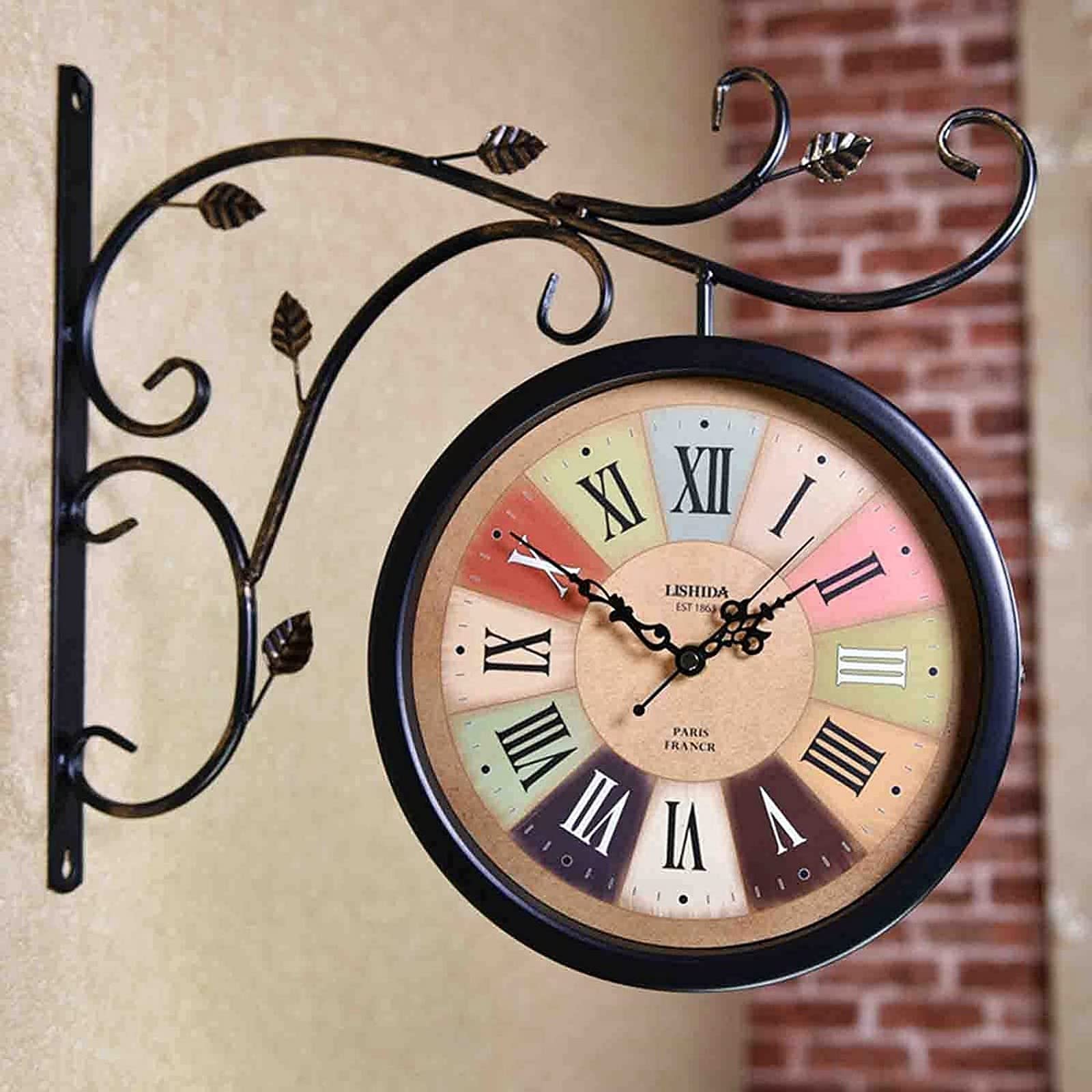 Horloge murale Art rétro double face pour sublimer la maison et le jardin