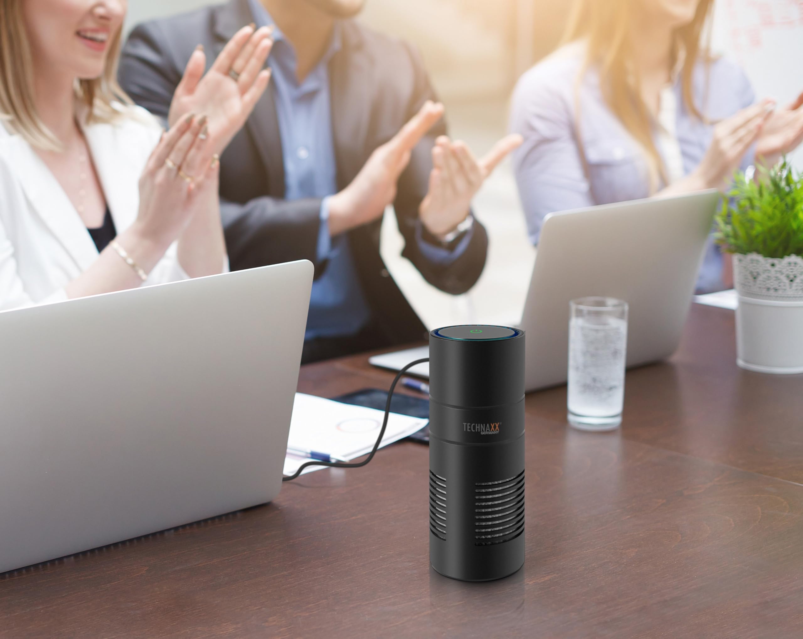 Oczyszczacz powietrza USB Technaxx z mieszanym filtrem HEPA - dyfuzor do aromaterapii i światłem UV, oczyszczacz powietrza dla alergików i palaczy - jonizator powietrza TX-131+