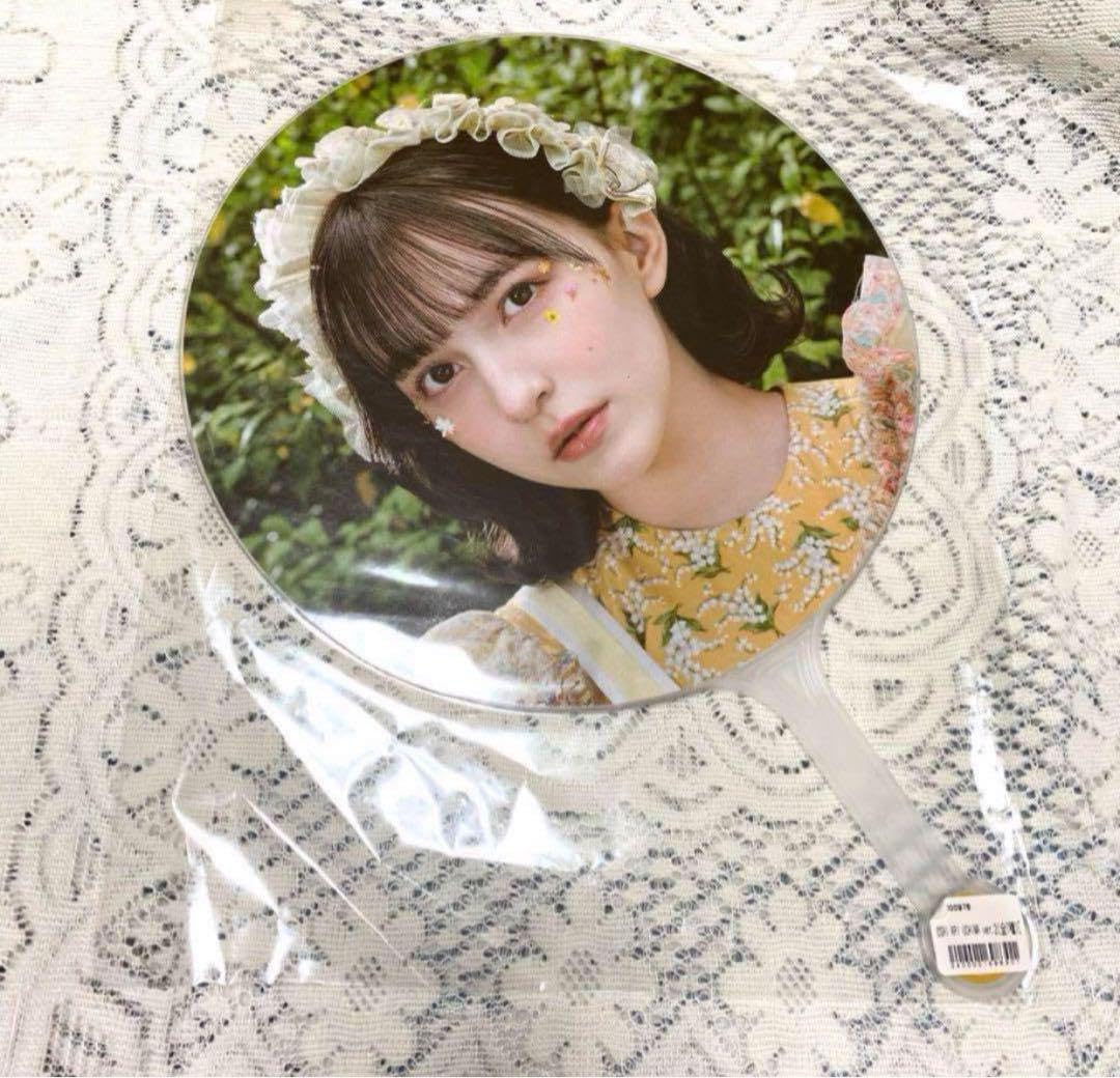 Amazon.co.jp: FRUITS ZIPPER 早瀬ノエル ツアー うちわ : おもちゃ