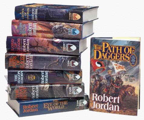 The Wheel of Time: Eye of the World, the Great Hunt, Dragon Reborn, Shadow Rising, Fires of Heaven, Lord of Chaos, Crown of Swords, and Path of Daggers Hardcover โ 1 Jan. 2000