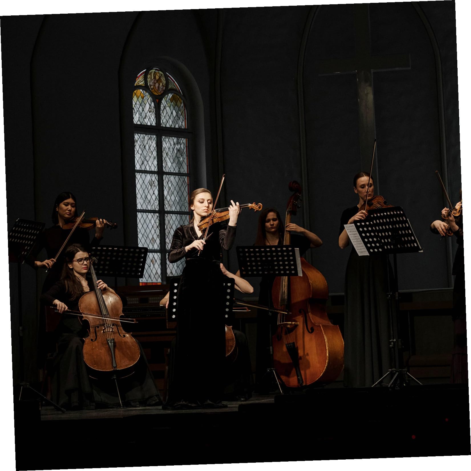 SHOWERORO 1stück Tragbarer Faltbarer Notenständer Für Gitarre Und Violine Höhenverstellbar Schwarz Für Musikunterricht Und Proben Stabil Und Leicht Zu Transportieren