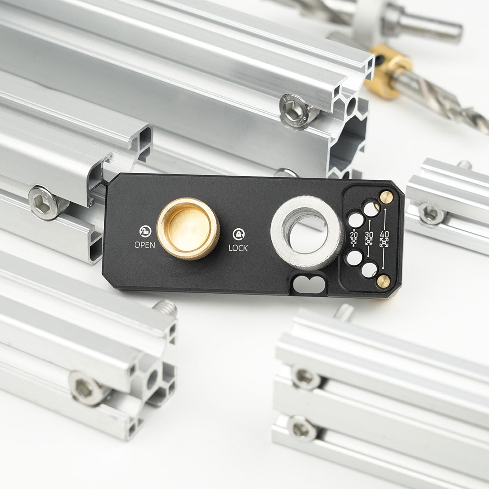 Bohrschablone, Selbstzentrierendes Bohrführung Stanzer Locator, Exakte Dübellöcher mit Aluminiumprofil Bohrer, Bohrhilfe Set für 2020, 2040, 3030, 3060 und 4040 nach Aluminiumprofile