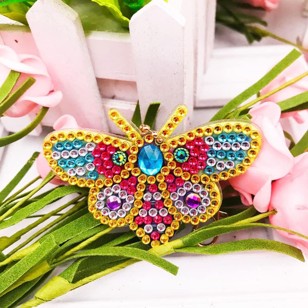 Abaodam DIY Diamond Art Keychain Kit with Rhinestone Butterfly and Bee Pendants 2.75 Inch Craft Kit for Kids and Adults Bag Charm and Phone Accessory for Arts and Crafts