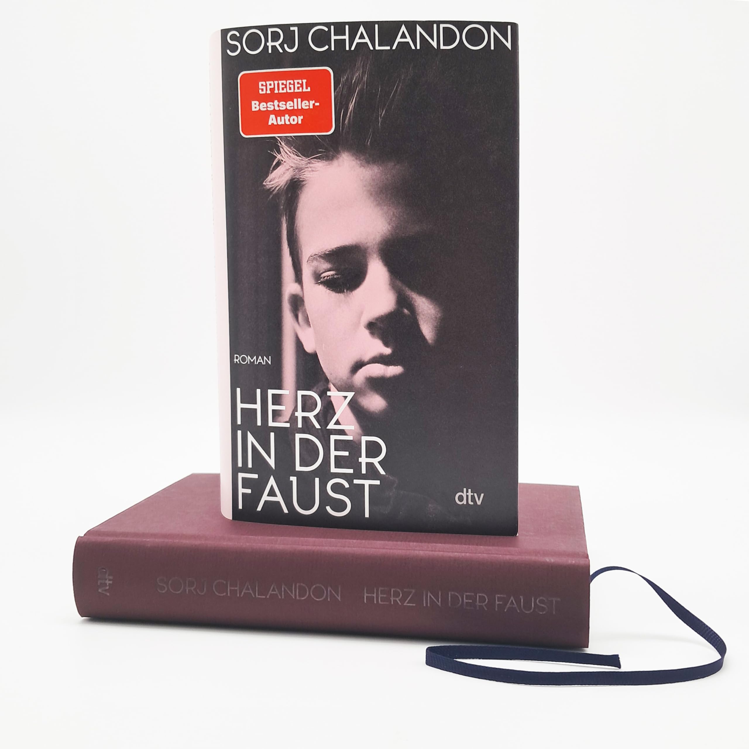 Herz in der Faust: Roman | »Zweifellos haben wir einen der ganz großen Romanciers der Gegenwartsliteratur vor uns.« Thomas Wagner, Der Freitag