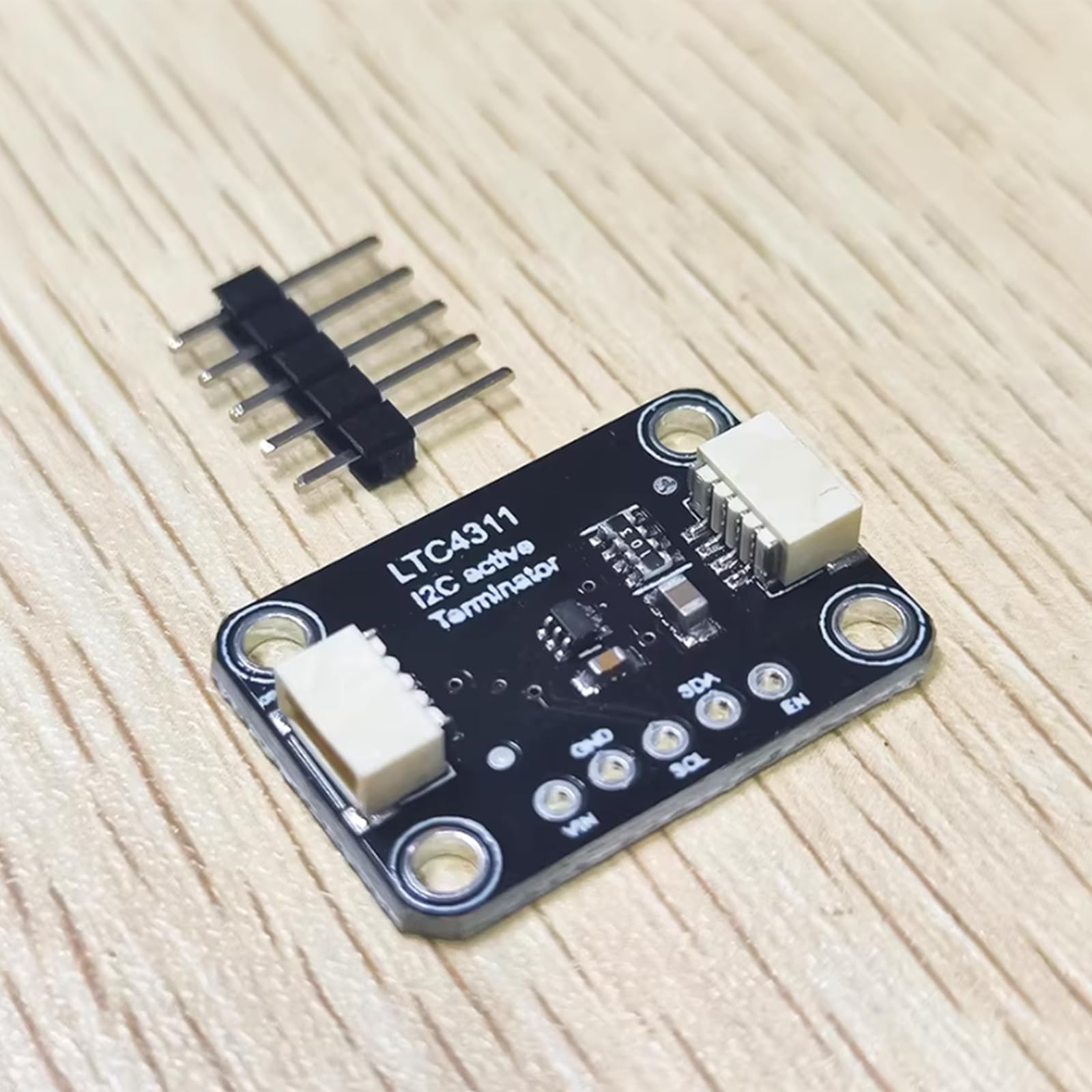 Terminals I2C Signals Enhancer Module verbessert die Wellenformstabilität und unterstützt mehrere Slave Geräte für die Kommunikation