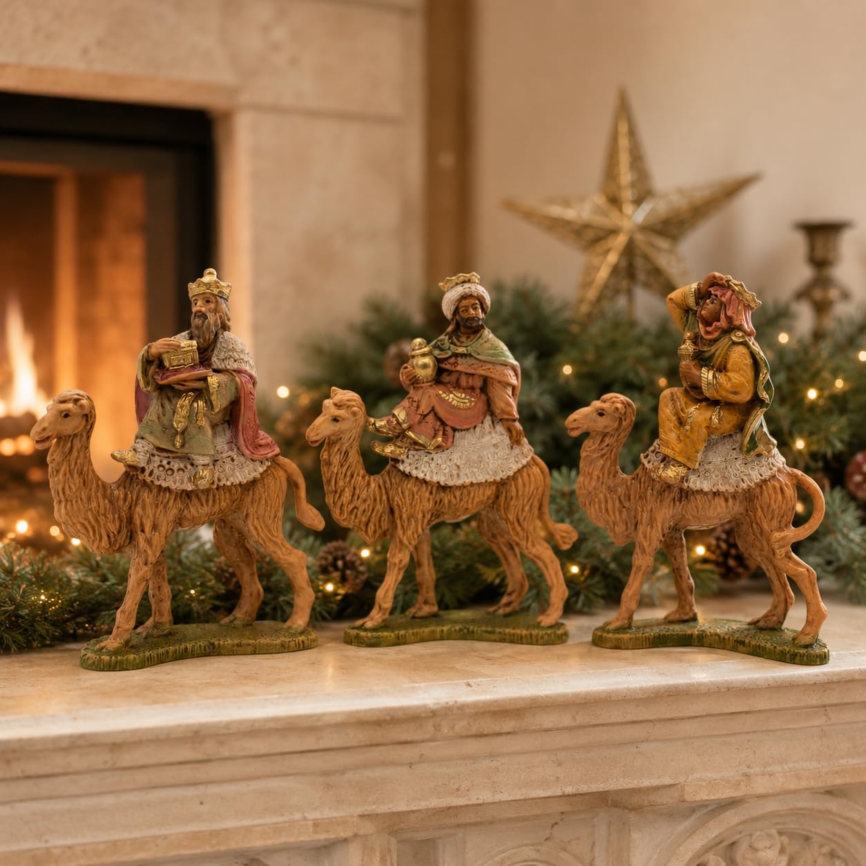 VILLAGE GIFT IMPORTERS Set di tre Re Magi Cammelli da 10,2 cm | Statuette dei Tre Re per Presepe | Melchior, Caspar, Balthasar | Made in Italy