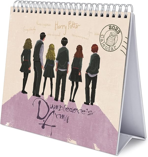 Official Harry Potter Calendar 2023 - Desktop Calendar 2023 - 7 x 8 inches / 18 x 20 cm - Harry Potter Desk Calendar 2023 - 12 Month 2023 Planner - Harry Potter Gifts