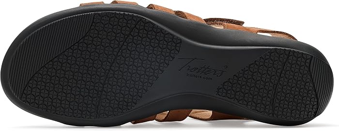 Женские сандалии Trotters Riki Studs, цвет: Коричневый — фото 5