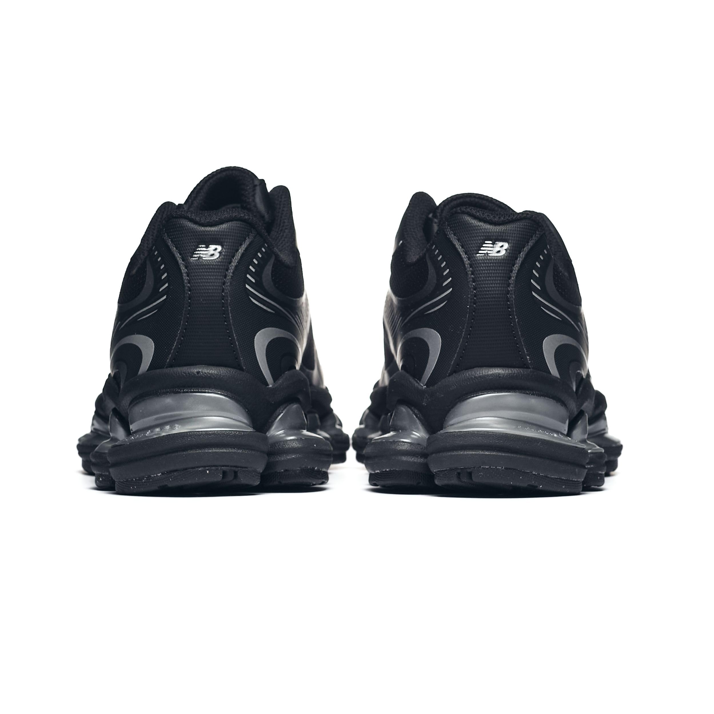 Sneakersy New Balance Czarny Dziecięce G20005H3 37 1/2