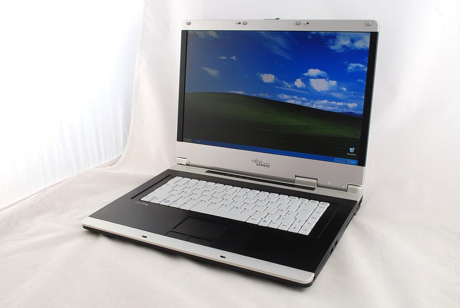 Fujitsu Siemens Amilo Pro V3515 Audio Driver Xp Fujitsu Siemens AMILO PRO V3515 Notebook, CELM/520-1.6G, 80GB Hard