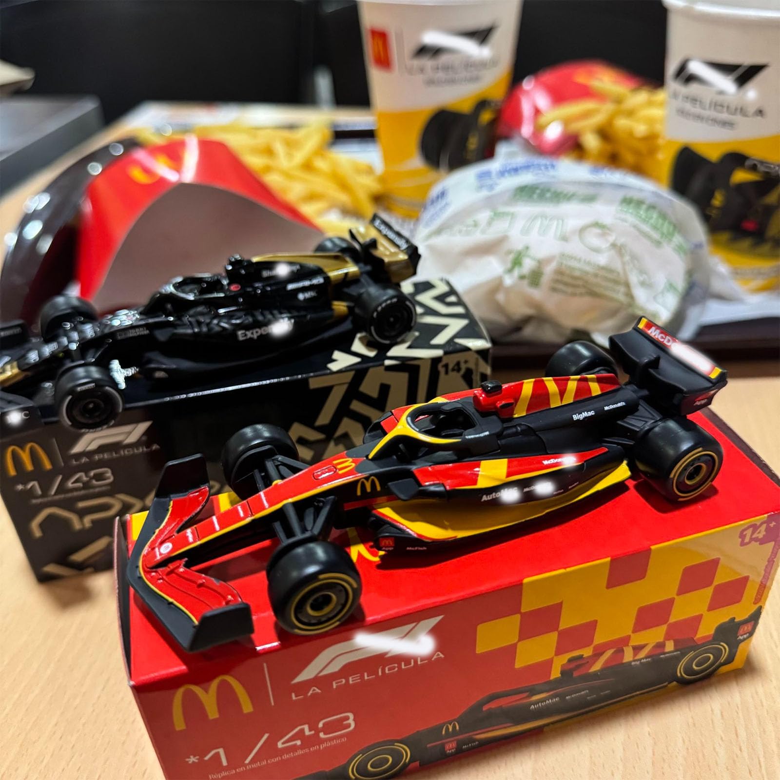 Amazon.co.jp: F1 マクドナルド コラボ レーシングカー モデル ラテン