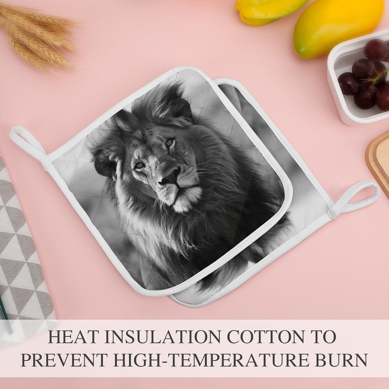 African Lion Black And White Polyester Heat Resistant Pot Pad Non Slip Anti Scald Hot Dish Mat Reusable Table Protector for Kitchen Hot Pot Mat Wear Resistant Heat Proof Table Pad for Countertop Dinin