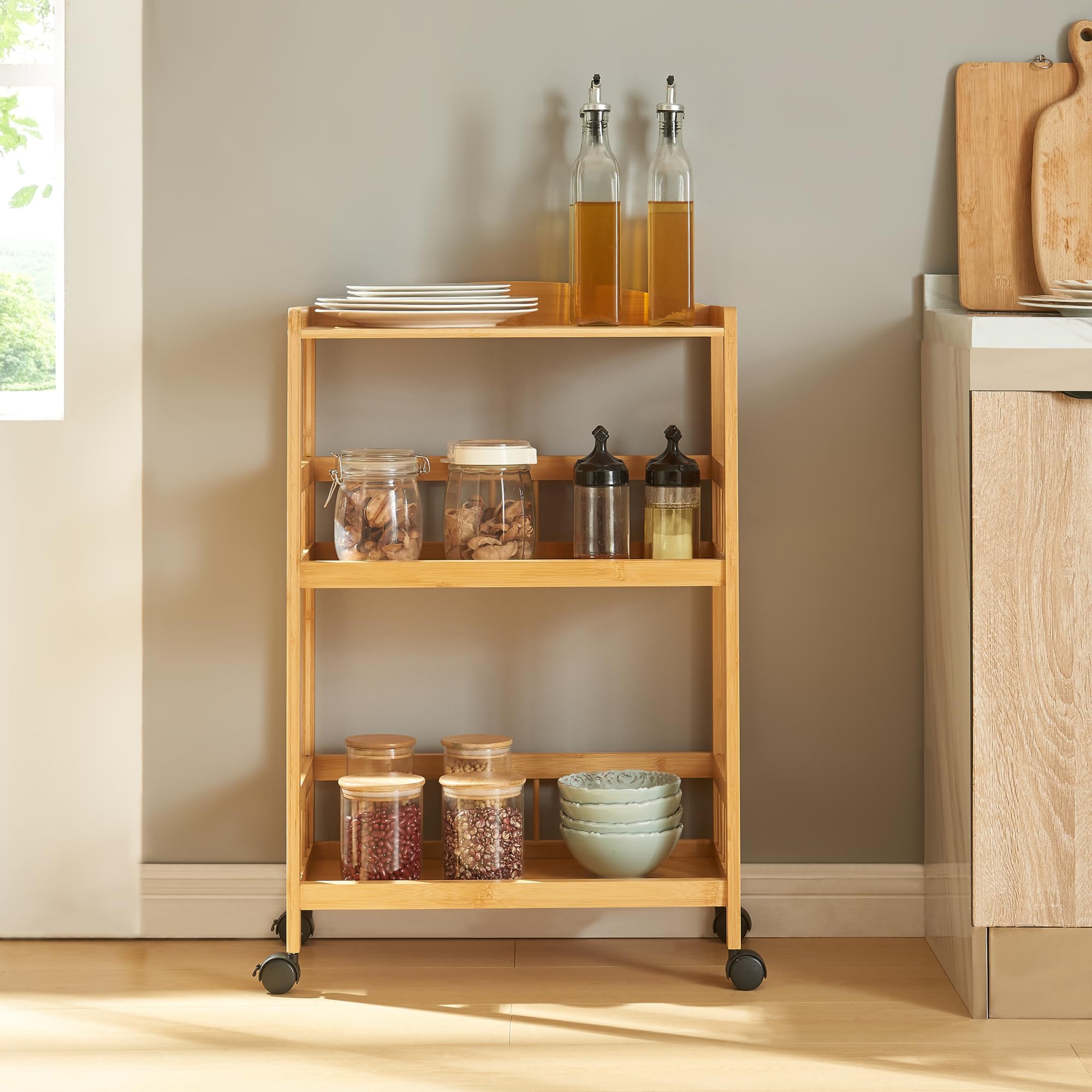 [en.casa] Carro de Servicio Huddinge de 3 Niveles Carrito de Restaurante Estantería de Baño con 3 Estantes y 4 Ruedas Carrito de Cocina Versátil Bambú 80 x 53 x 30 cm - Natural y Negro