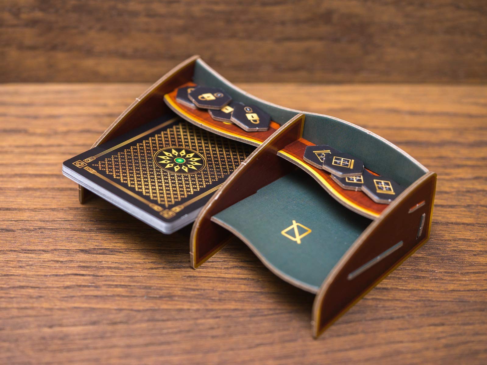 at Davis Manor Juego de Mesa de Misterio (Castellano e Inglés)