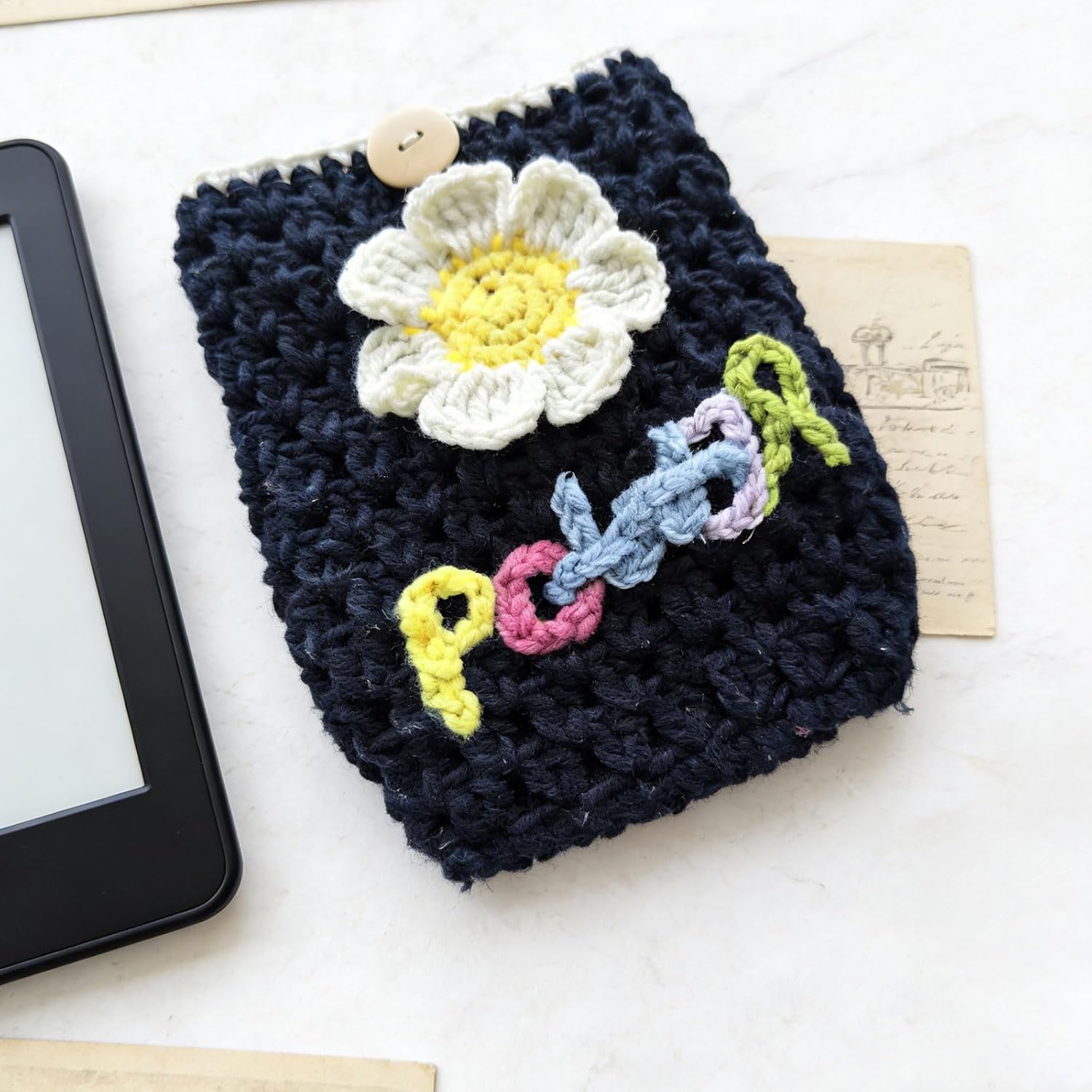 Handwoven 6 Inch Ebook Reader Case, Handmade Crocheted Sleeve for Women, Protective Pouch Bag for Kindle & E-Reader Devices
