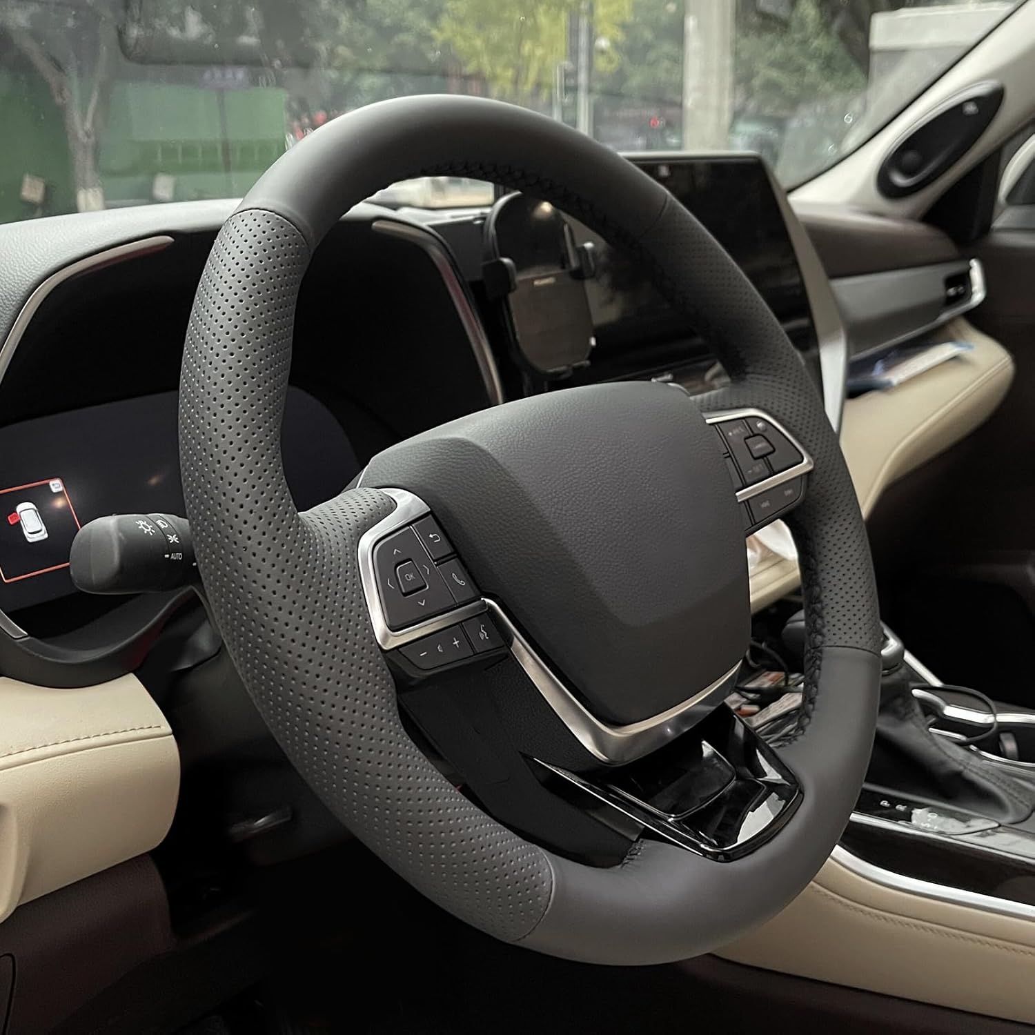 MEWANT Steering Wheel Cover Compatible with Toyota Highlander 2020-2024 / Grand Highlander 2024 / Sienna 2021-2024 Black Leather Hand-Stitched Steering Wheel Wrap