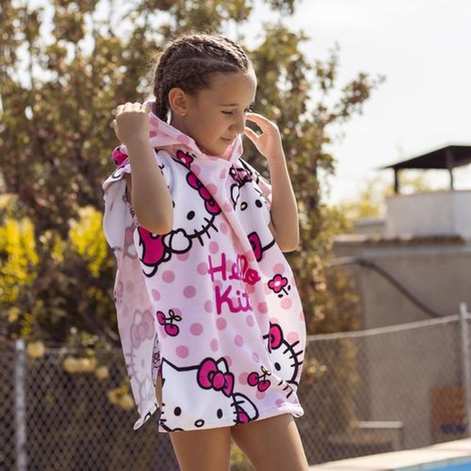 CERDÁ LIFE'S LITTLE MOMENTS Gorra y Gafas de Sol Hello Kitty Set Infantil Original para Niñ@s Unisex - Gorra y Gafas Hello Kitty Accesorios Verano Gafas Protección UV y Gorra Ajustable