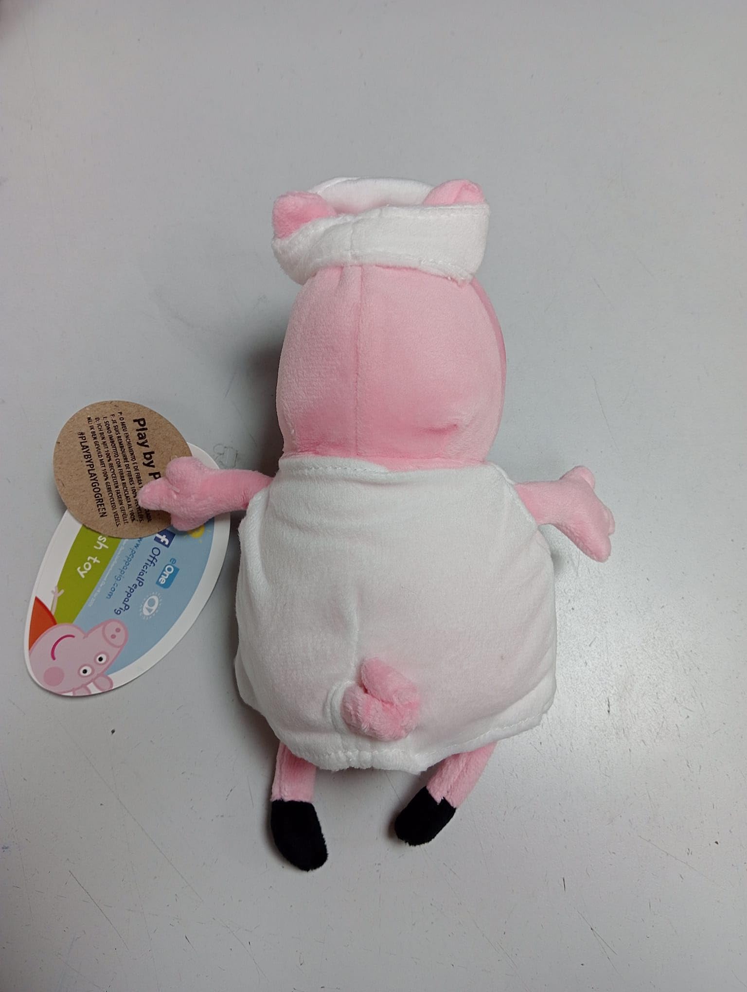 Play By Play Peppa Pig Krankenschwester Plüschtier – 27 Cm, Bunt, Für Kinder. Süßes Kuscheltier Zum Spielen.