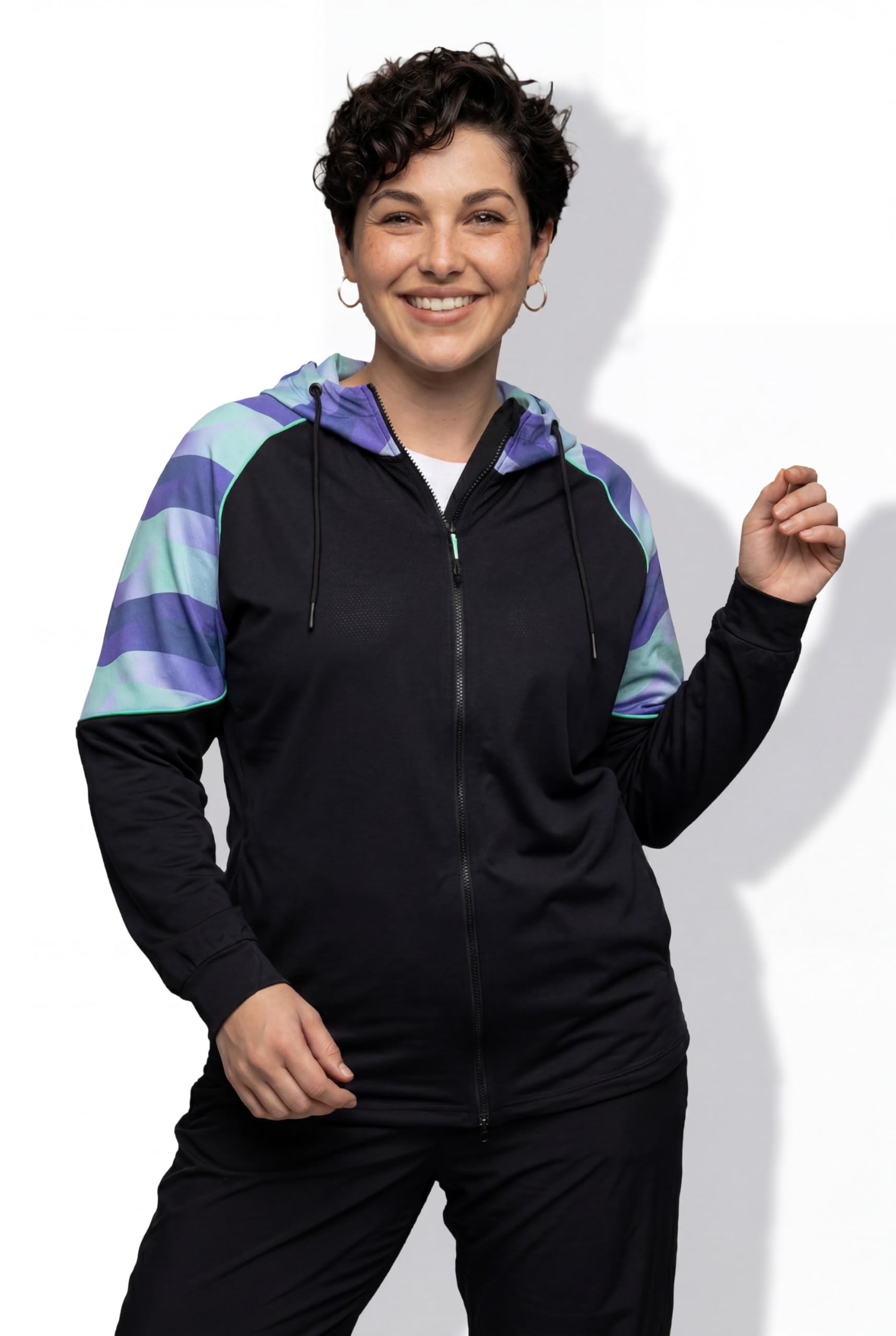 Ulla Popken Femme Grandes Tailles Veste Technique légère, Protection Anti-UV FPS 50+, Capuche et Passe-Pouces 848574