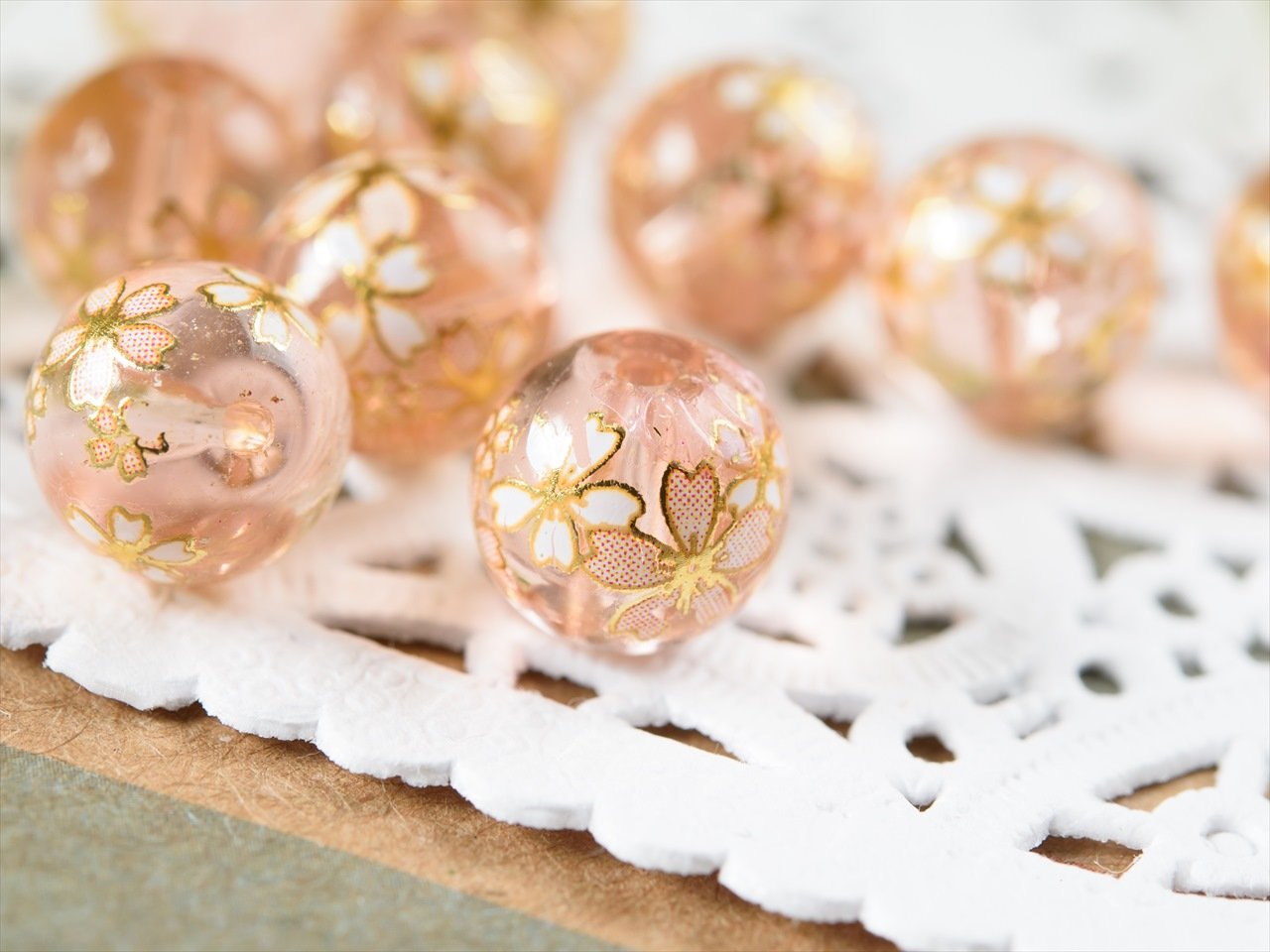 Amazon | 紗や工房 ビーズパーツ 桜ビーズ 透明 10mm ピンク 8個 8ヶ 