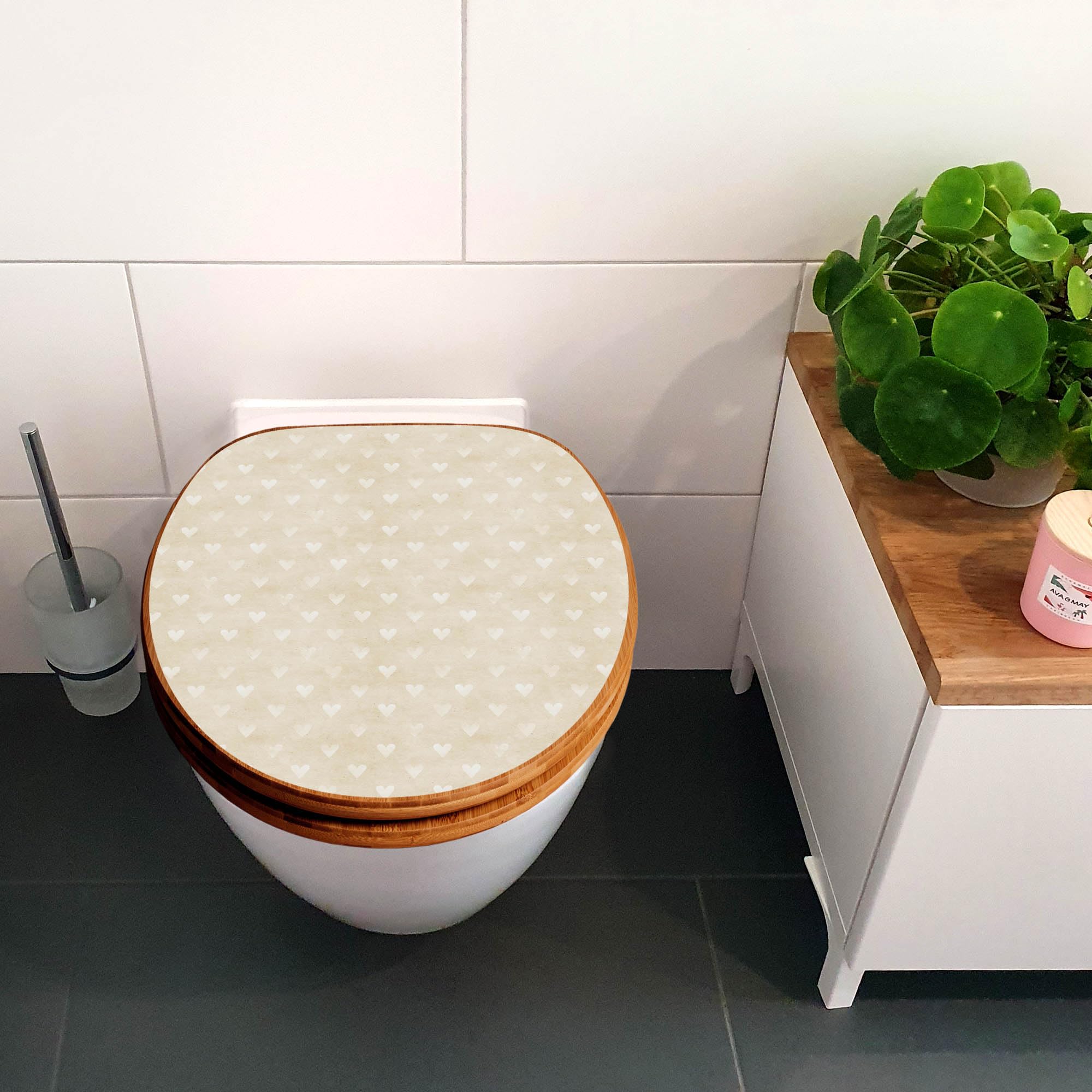 banjado Design WC Sitz Bambus Absenkautomatik 45,8x37,5cm - Toilettendeckel mit Absenkautomatik Holz - hochwertiger Bambus Klodeckel - WC-Sitz für gängigen Toiletten - Motiv Beige Herzen