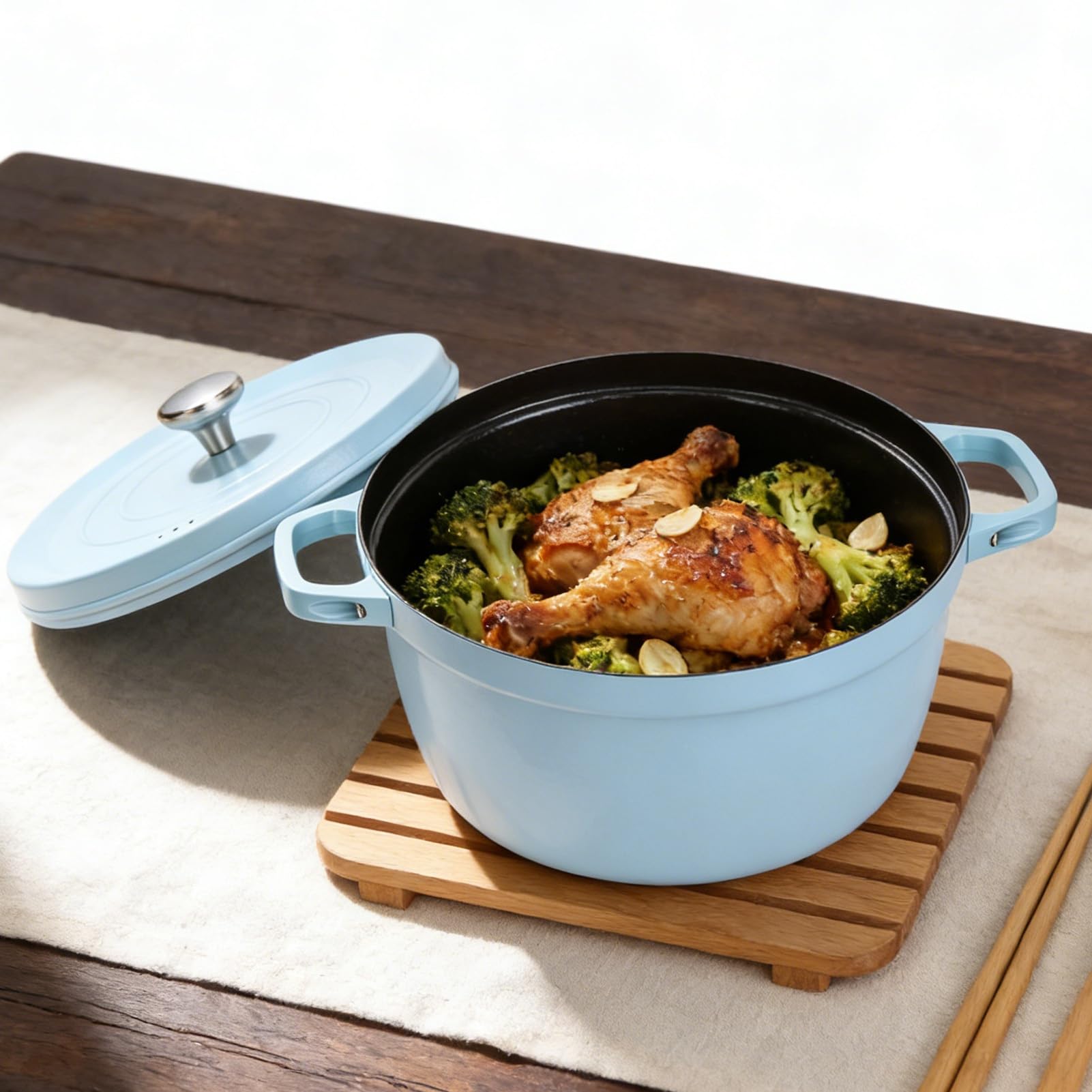 Jenngaoo Olla de Hierro Fundido Esmaltado con Tapa, Doble Asa Antiadherente Redonda para Horno, Cocina de Gas e Inducción, 9.4 Pulgadas, para Guisos, Estofados y Asados