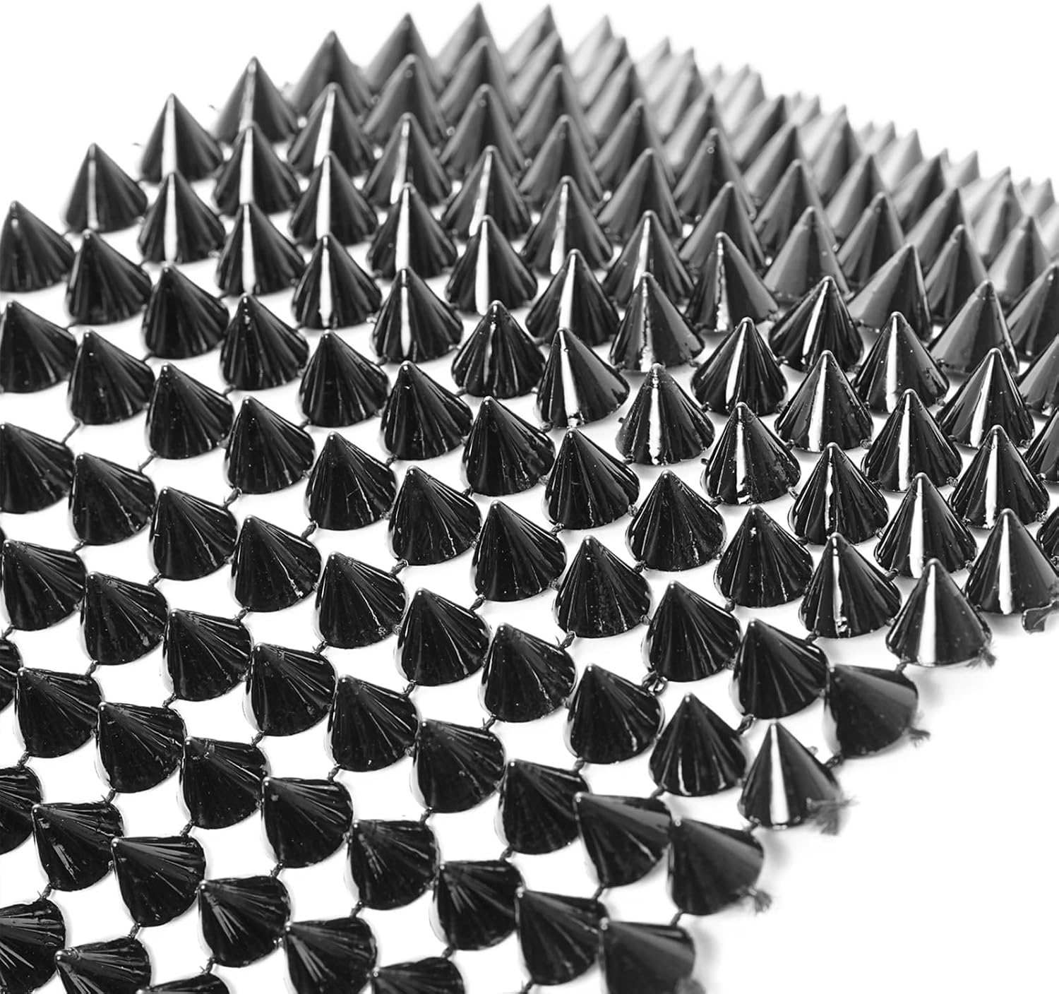 Sew Stitch on Spikes Trim Punk Rock with Flat Back for Jacket, Clothing (Black, 1 Yard)