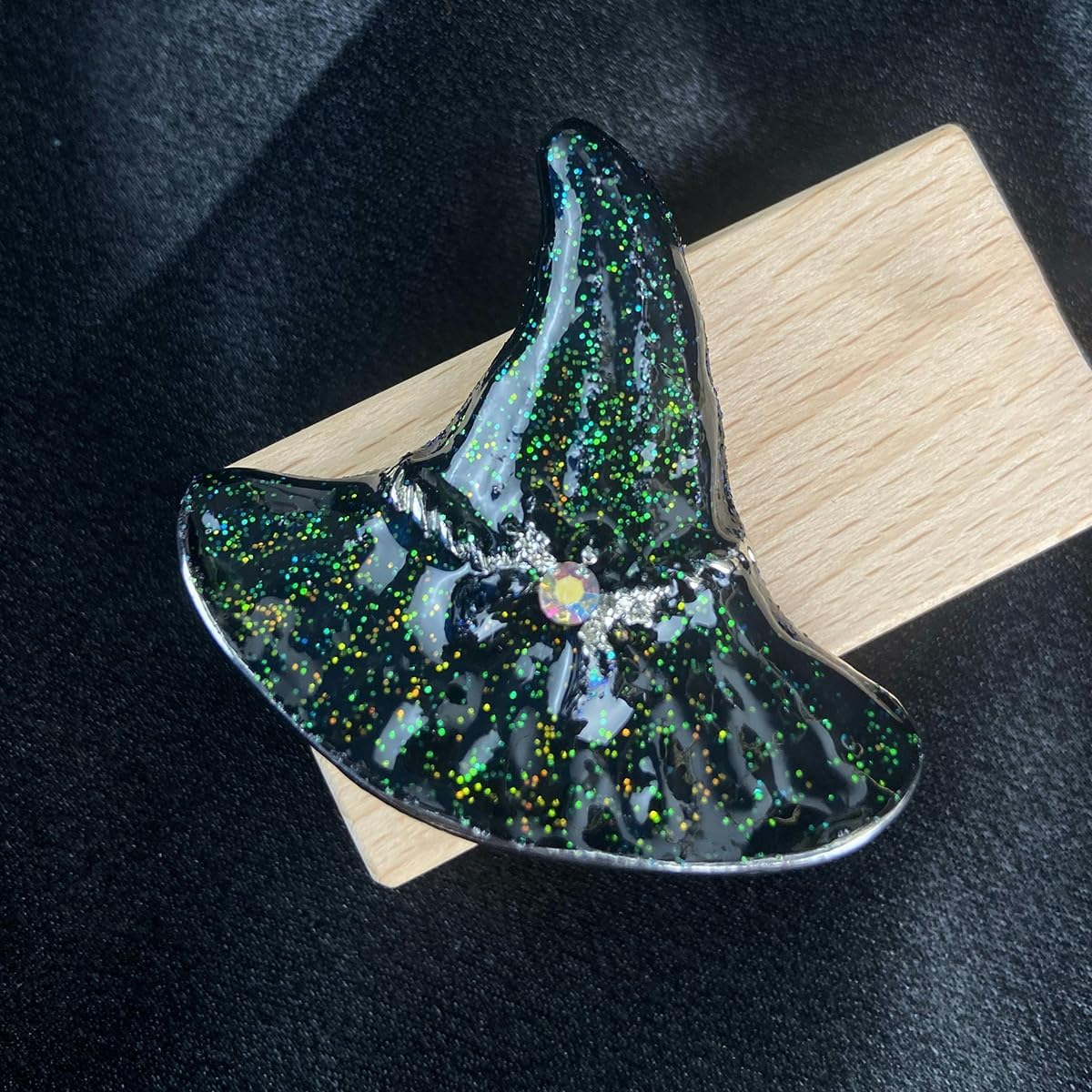 Rhinestone Witch Hat Brooch Pin for Women AB Crystal Green Witchcraft Brooches Lapel Pins Unisex Delicate Cap Fashion Chic Christmas Halloween Jewelry - Image 4