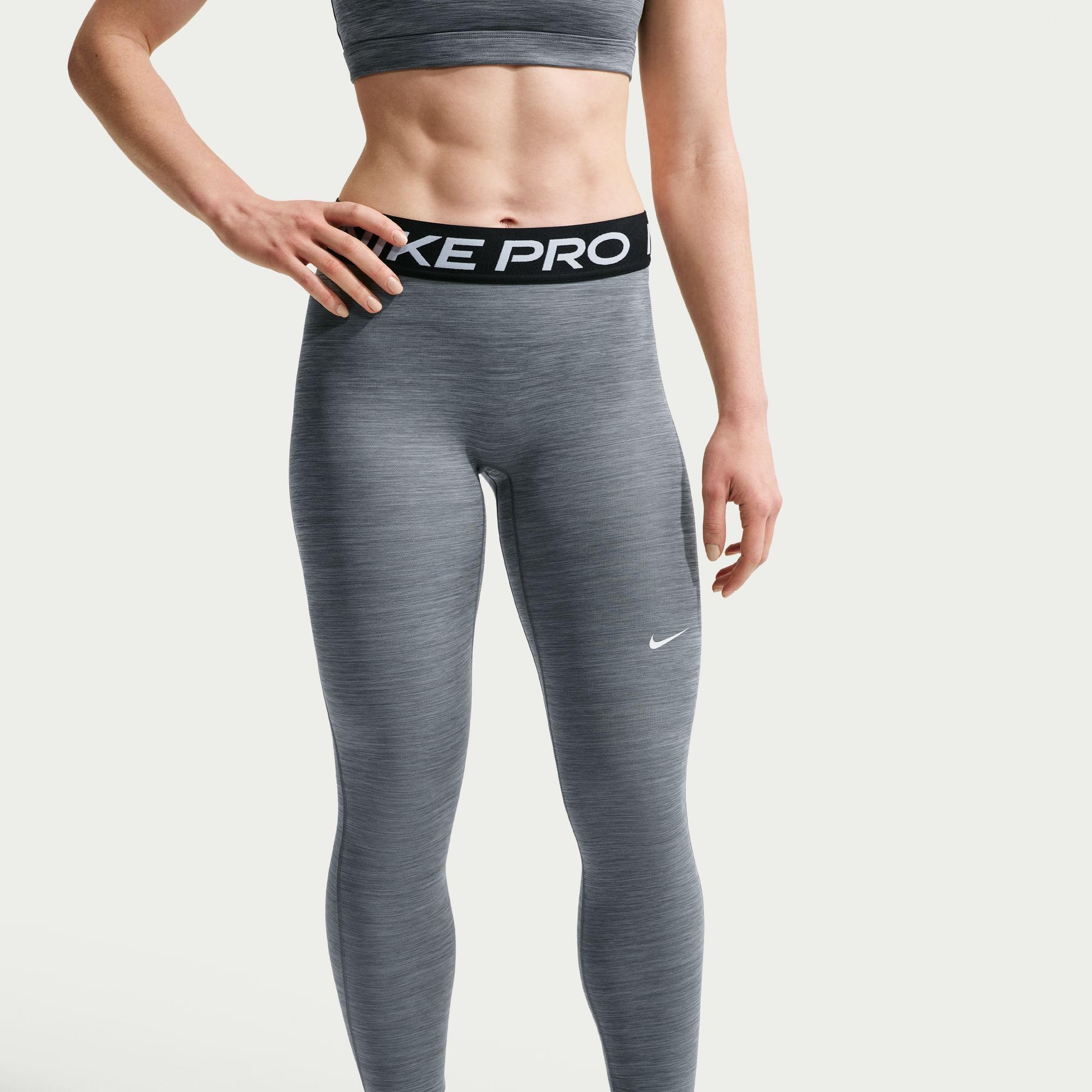 NIKE Pro Leggings in voller Länge mit mittelhohem Bund für Damen, IQ0886