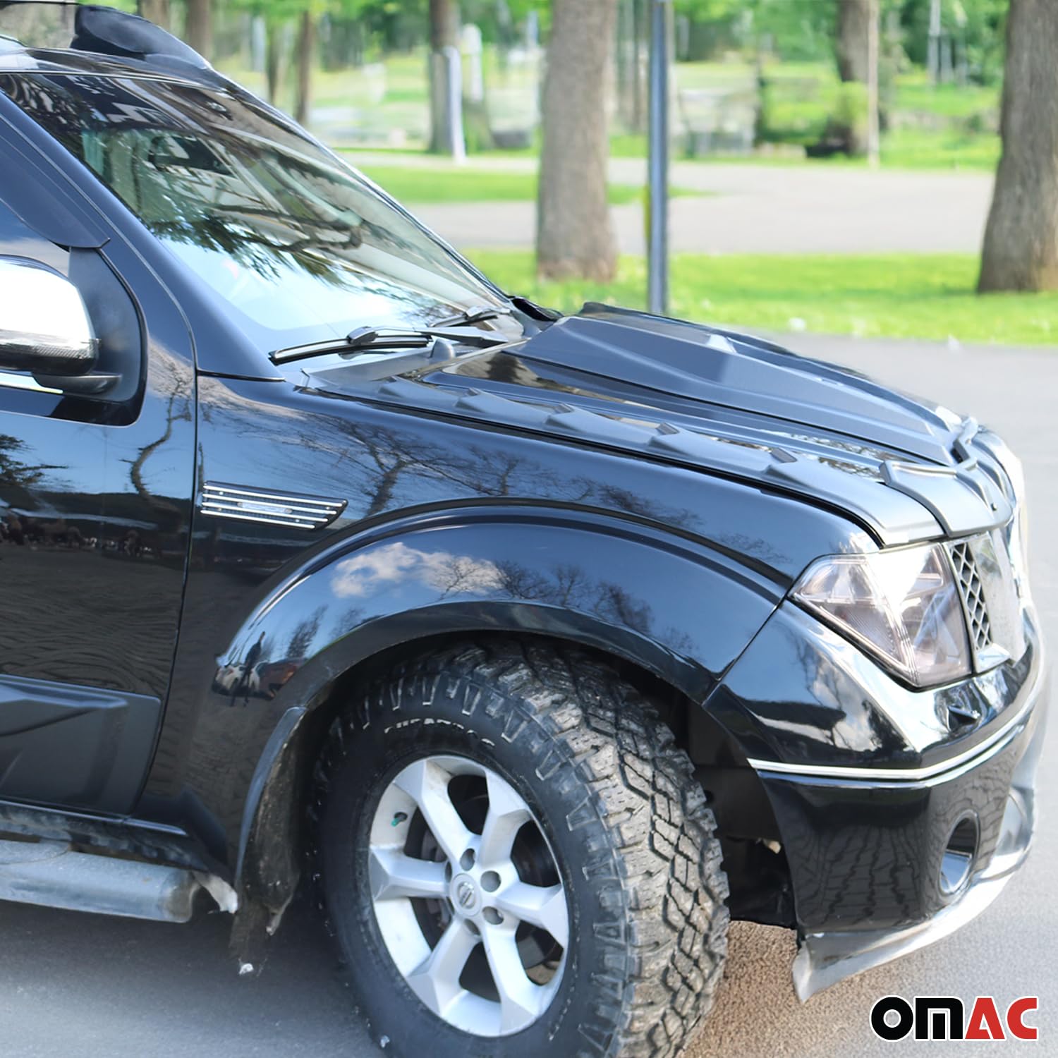 Déflecteur de Capot Compatible avec Nissan Navara PK 2006-2015 3Pc Noir modèle en ABS