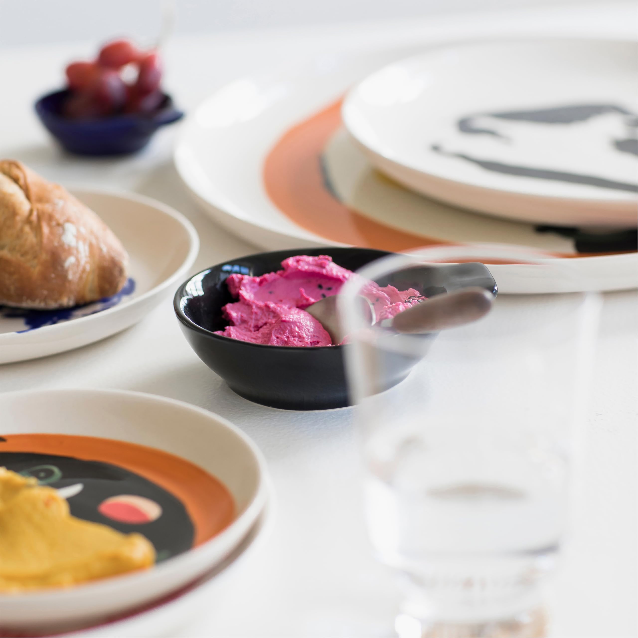 Plato de aperitivo Serax | Colección Feast de Ottolenghi | 2 platos de entrada | Vajilla de gres en colores mixtos | Juego de vajilla de lujo para cenar en casa o en una fiesta