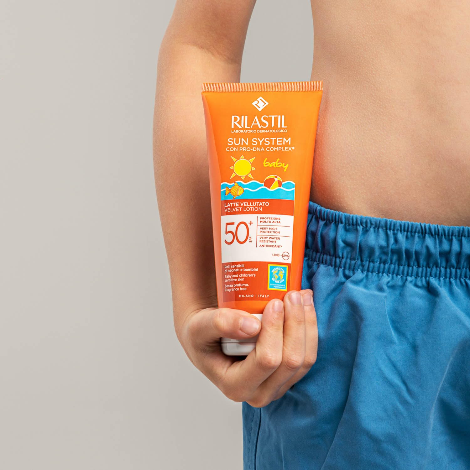 Rilastil Sun System Baby Latte Vellutato per Pelle Sensibile del Bambino, Resistente all'Acqua, Protezione Molto Alta, SPF 50+