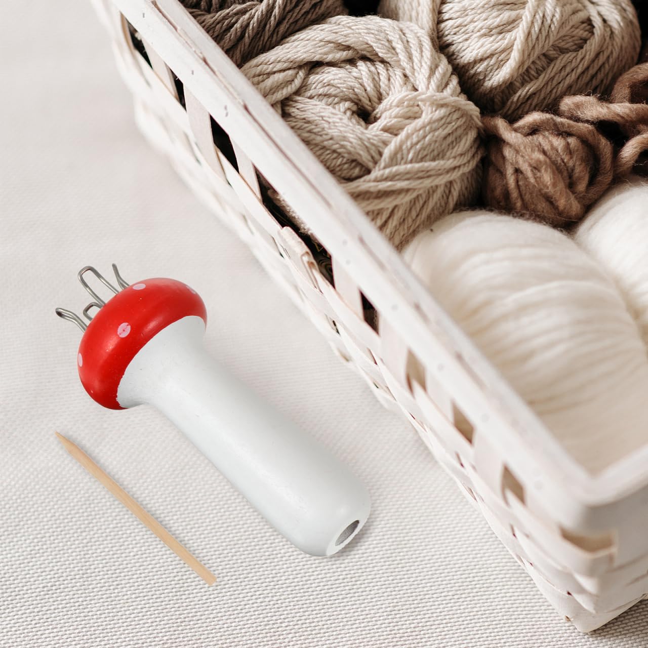 EXCEART Strickspule Webrahmen Pilzform Stricker Holz Mini Stricken Weben Werkzeug für DIY Tube Schal Gurt Rot