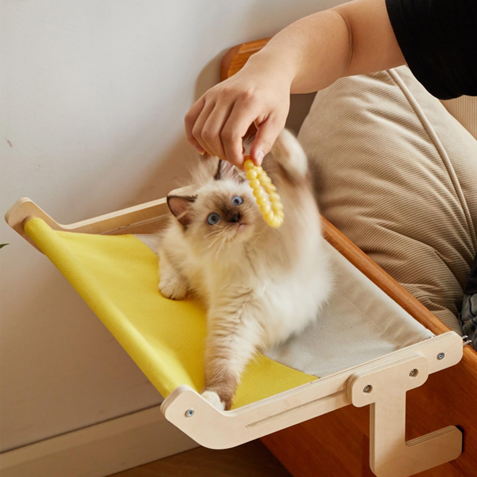 Hamac pour Chat, Arbre a Chat Bois Flotté, Étagères Murales Réglables avec Cadre en Bois Massif pour Rebord de Fenêtre, Table de Chevet et Tiroir(Black)