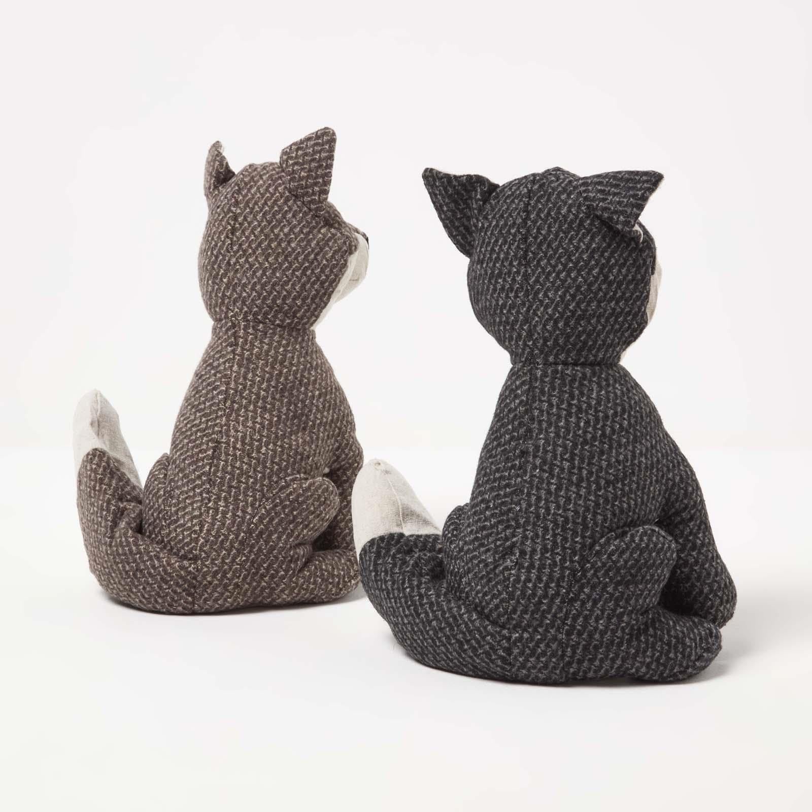 HOMESCAPES Fermaporta testurizzato a forma di volpe, set da 2 pezzi, grigio e marrone, 30 cm, materiale lussuosamente morbido, fermaporta a forma di animale, per casa o ufficio, peso 1,6 kg