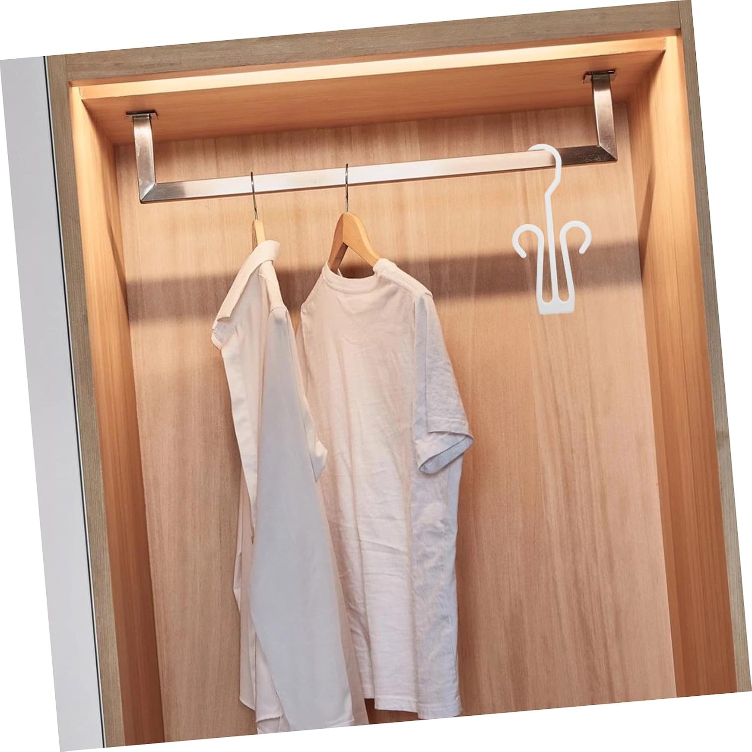 Cabilock 12pcs White Plastic Slipper Hangers for Shoes Drying and Display