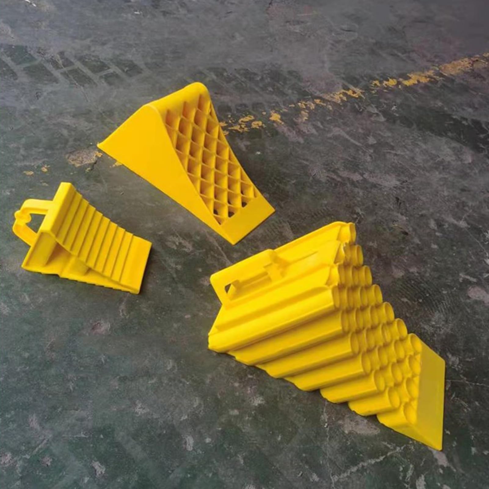 Juego de cuñas para ruedas, rampas de acceso antideslizantes, tapones de freno para coches, caravanas, cajas de caballos, autocaravanas (2 unidades, 31,5 x 30 x 25,5 cm)