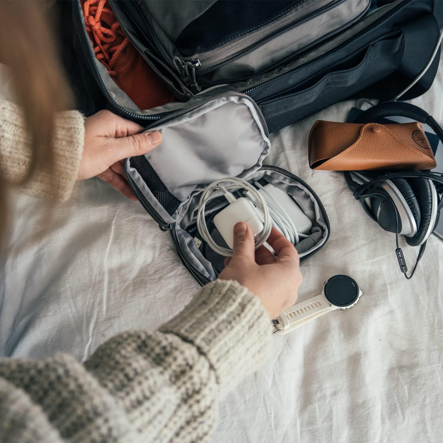 YETI Crossroads Packing Cube for YETI Bags, Duffels, and Luggage, Gray, Small - Image 5