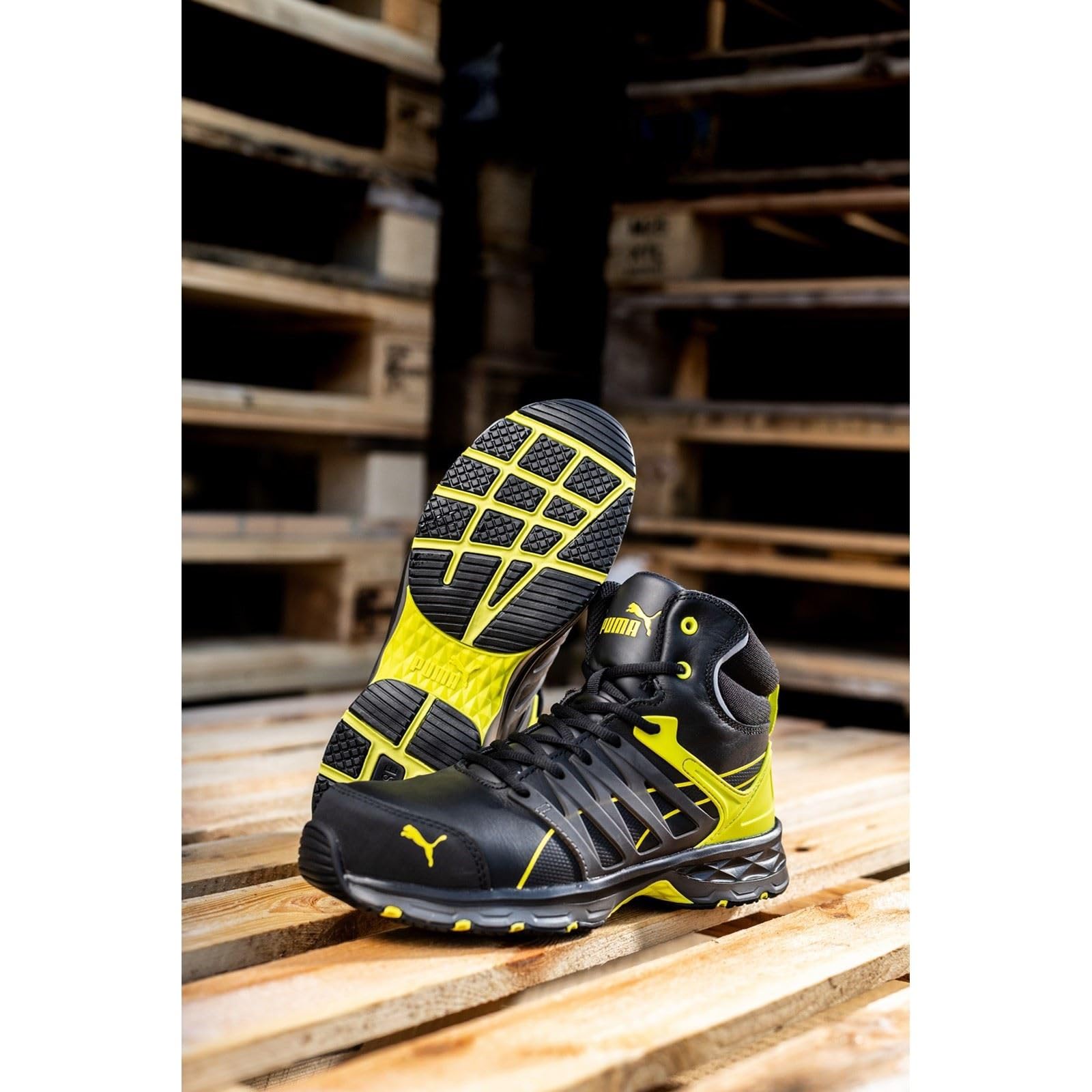 Puma Baskets de sécurité Hautes Velocity 2.0 Yellow Mid S3 ESD HRO SRC