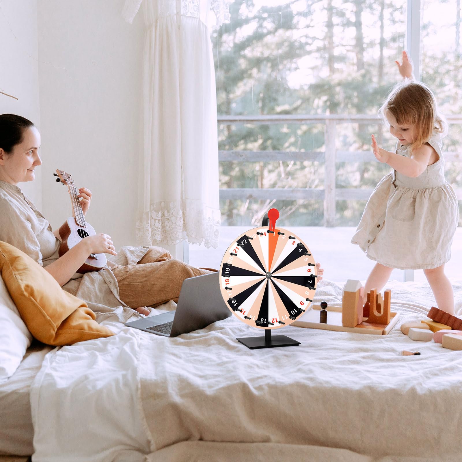 Gosknor 30cm Ruota dei Premi Che Gira, 24 Slot Gioco della Ruota della Fortuna con Supporto Prize Wheel con Pennarelli e Cancellabili a Secco per Fiere Carnevali Vacanze Gioco di Spin attività