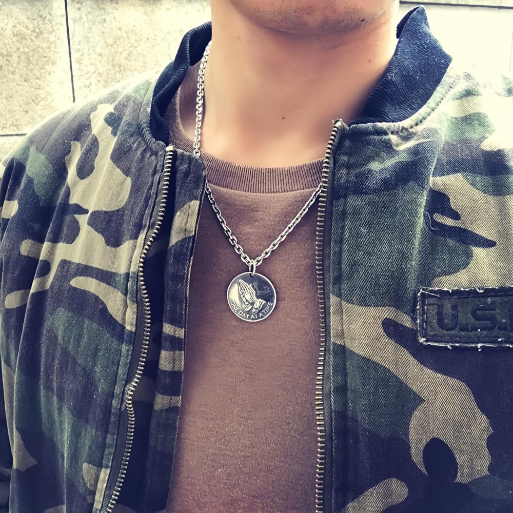 Collana ciondolo pendente medaglia moneta con mani in preghiera in argento sterling 925 per uomo donna