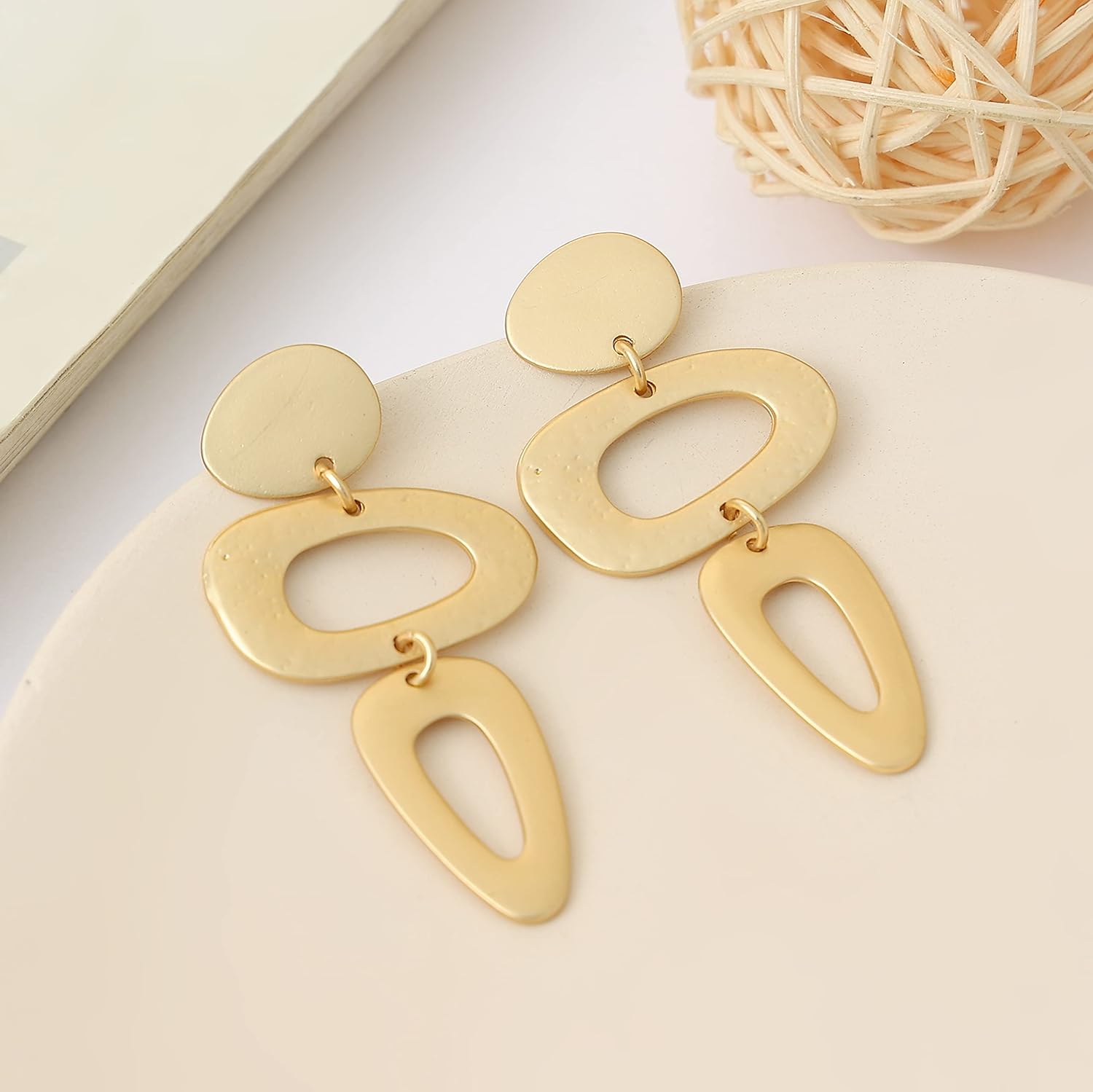 Gold Plated Curved Disc Drop Earrings Round Disc Dangle Earrings Minimalist Geometric Statement Earrings for Women - Image 4