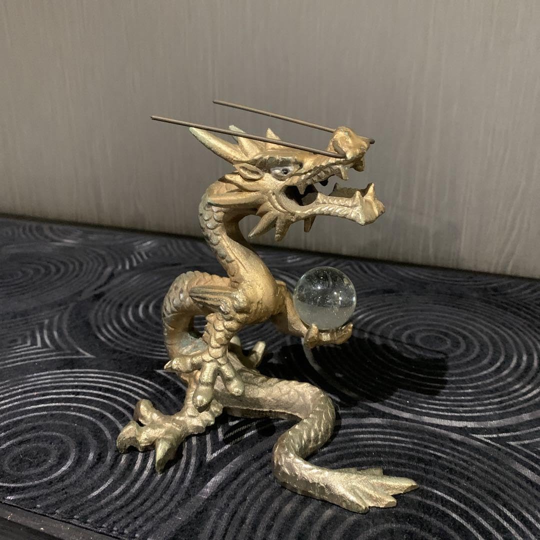 龍（？）を象った鉄製の置物 鉄自在龍置物》 | ミュージアム干支コレクションアワード2024