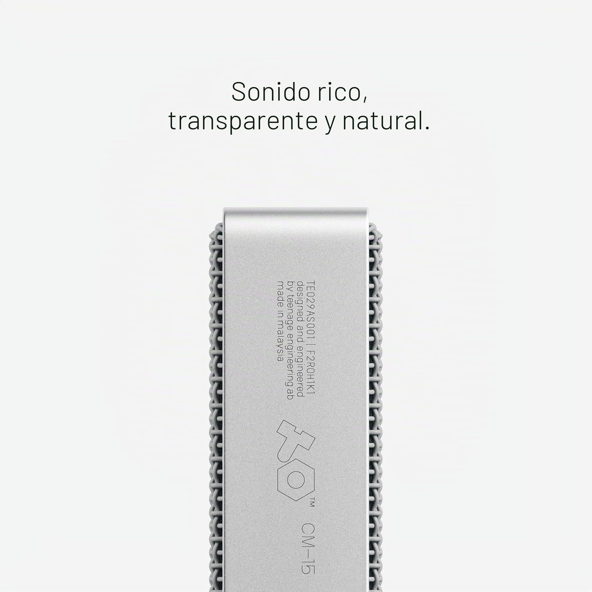 Teenage Engineering CM-15 (Micrófono de Campo portátil, Interfaz de Audio USB-C, Bluetooth, batería Recargable integrada, micrófono MEMS, Calidad de Sonido cristalina, Calidad de Estudio)