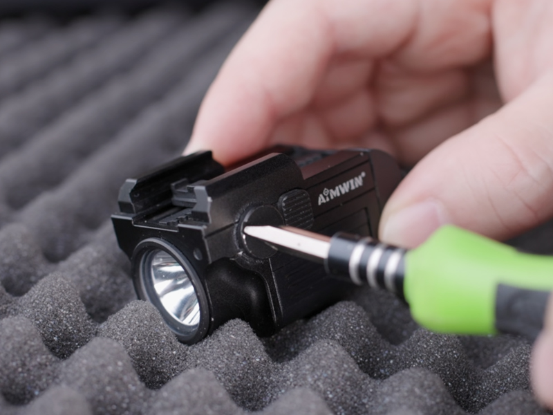 Amazon.com: AIMWIN WL10 Tactical Weapon Light 900 Lumens Pistol