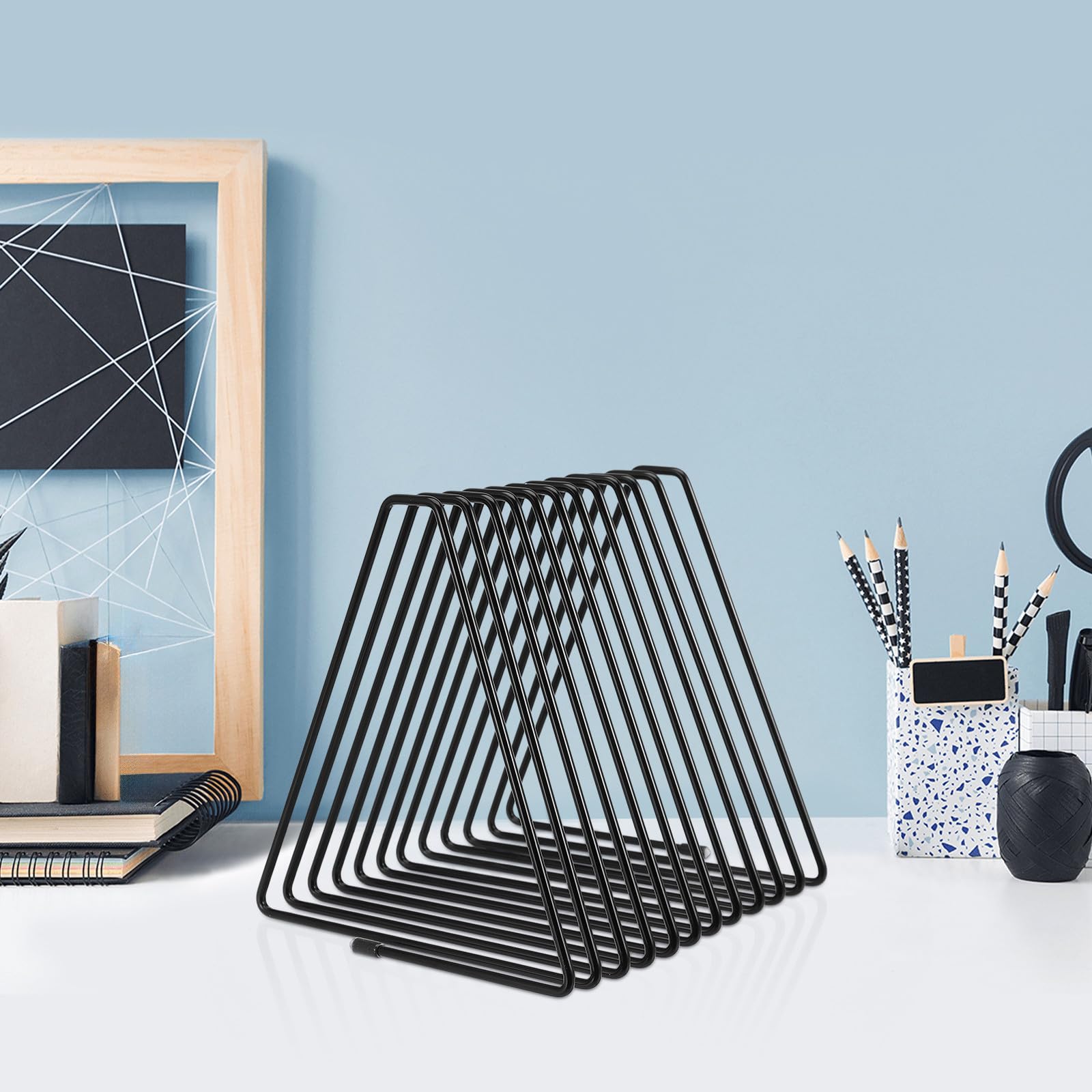 Porta documenti triangolare regolabile in metallo, 11 scomparti, minimalista, in filo nero, per ufficio, casa e scuola, elegante classificatore di file per una gestione efficiente dello spazio di