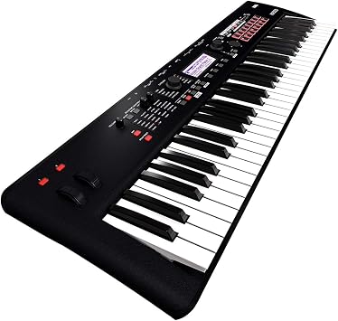 محطة عمل Korg Kross 2 61-Key Performance Synthesizer مع زيادة الأصوات وأخذ العينات ووسادات الزناد