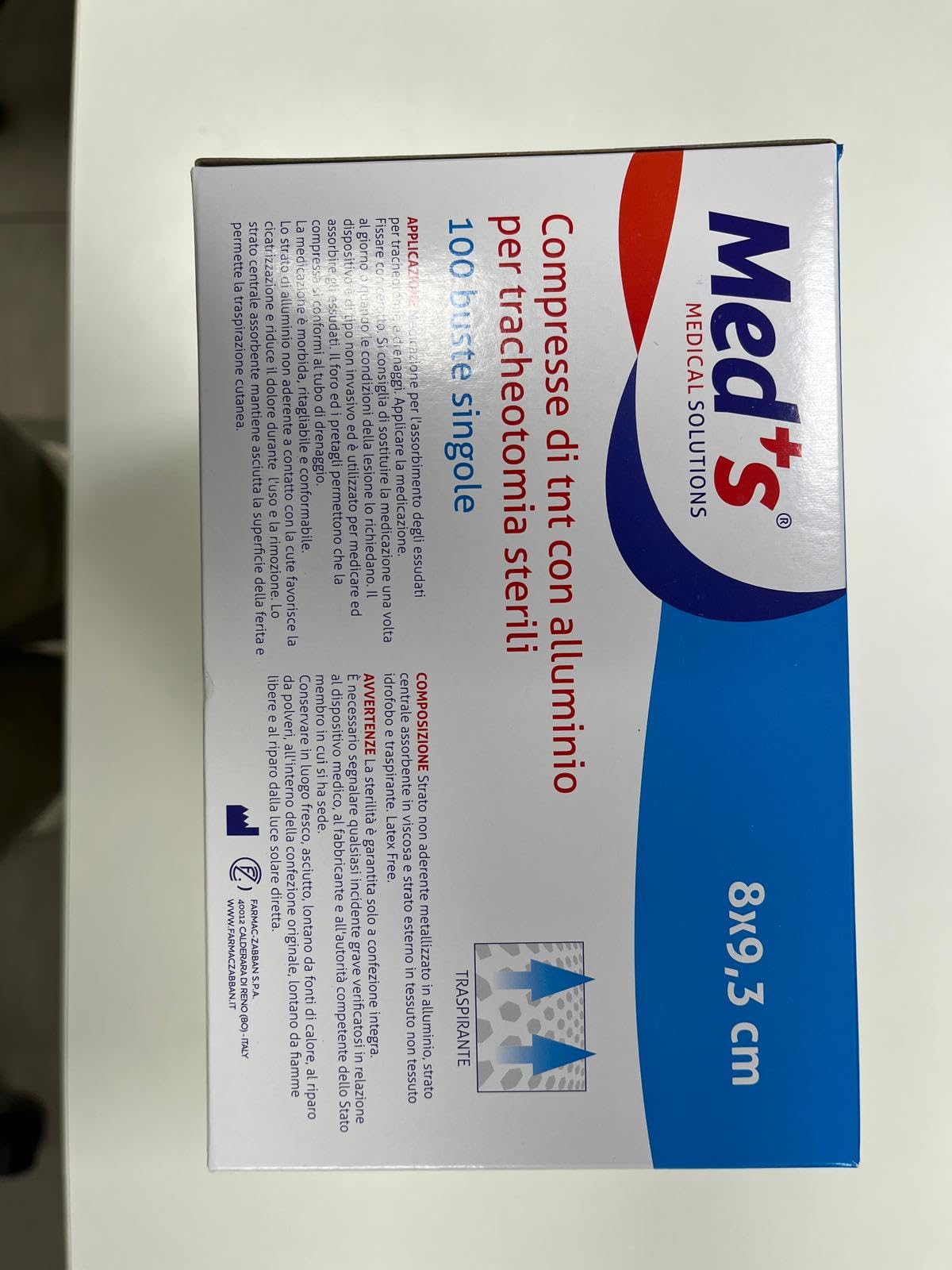 MEDICALMONO - Compresse in TNT con Alluminio per Tracheotomia Sterili Metalline cm 8 x 9,3 cm - 10/100 PZ (100)