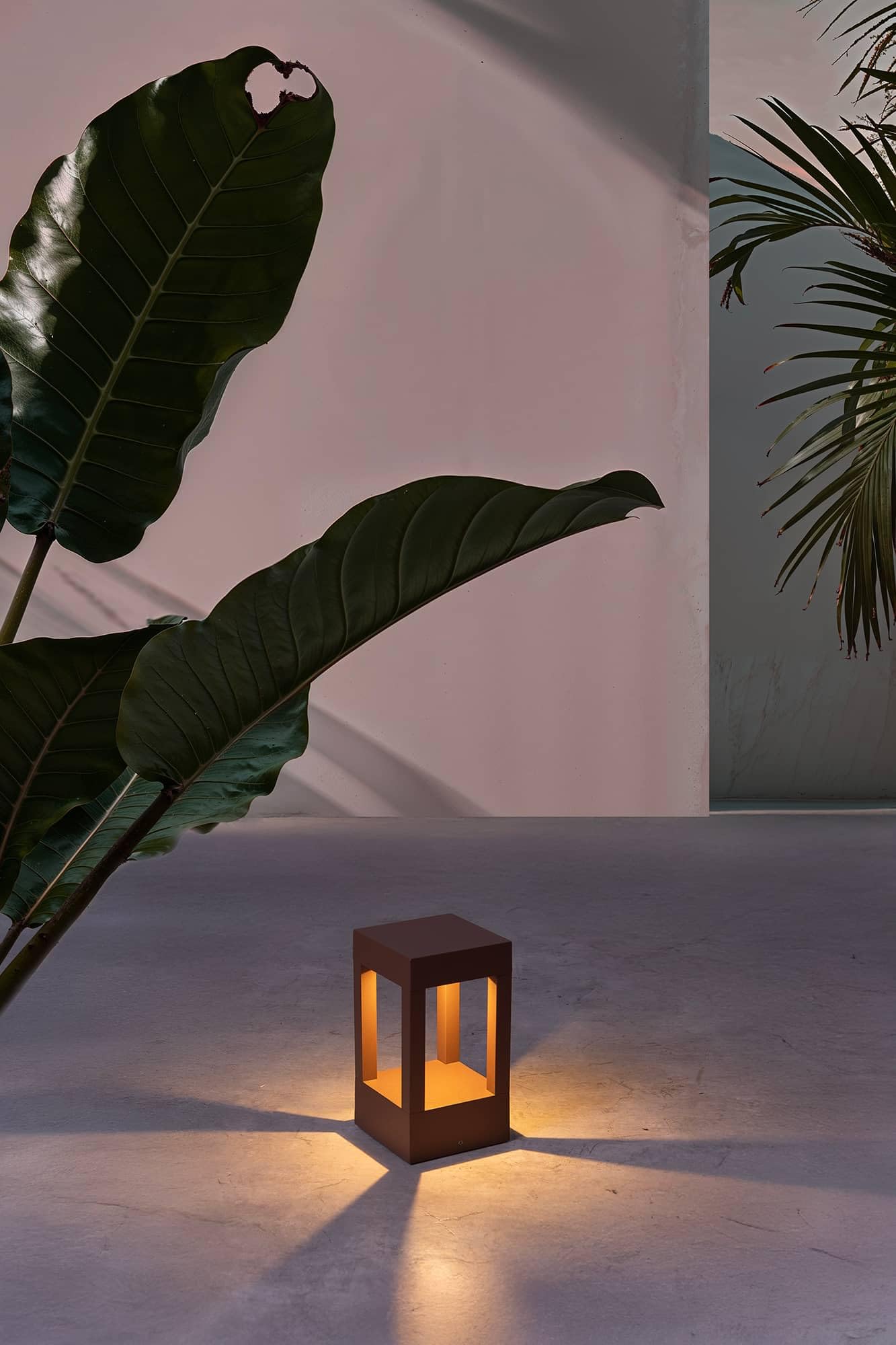 Faro Barcelona 70756 - AGRA 200 Lampada paletti marrone ossido