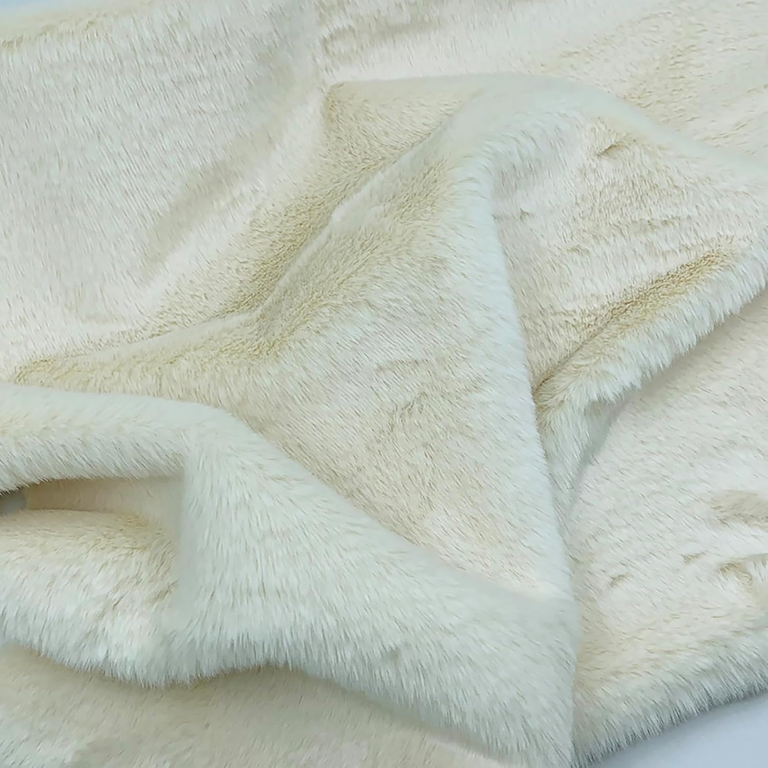 Shaggy Faux Fur Fabric 1cm Short Pile Soft High Density Plush Fabric 160cm Wide for Costume Toys Decorations Rugs DIY Crafts Handbags Hats(Size:0.5m,Color:Black)